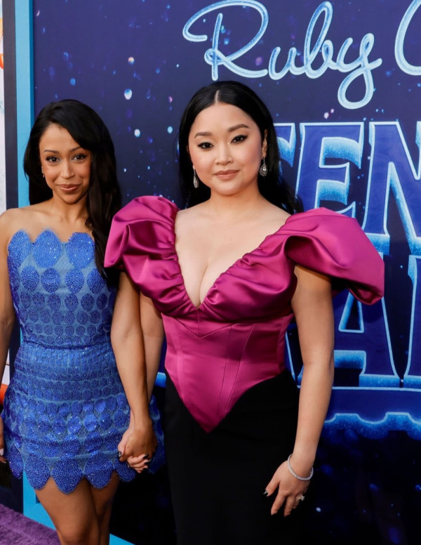 Lana Condor à Hollywood pour la première de Ruby, l'ado Kraken