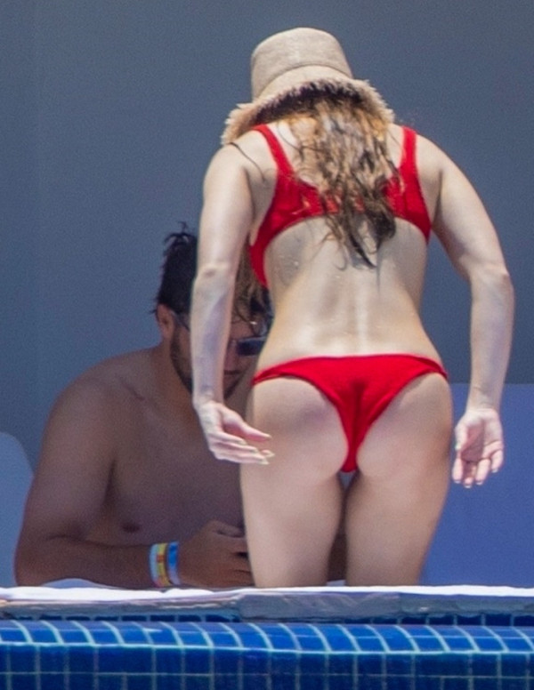 Hailee Steinfeld en vacances à Los Cabos