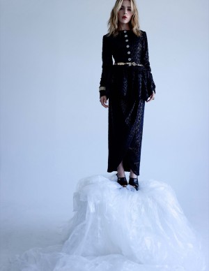 photos Kiernan Shipka