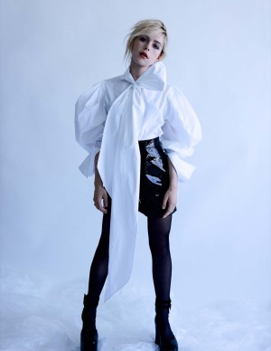 photos Kiernan Shipka