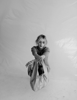 photos Kiernan Shipka