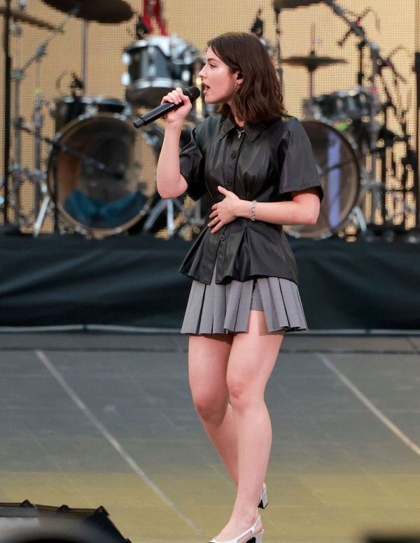 Gracie Abrams au concert de Taylor Swift pour le Eras Tour à Los Angeles