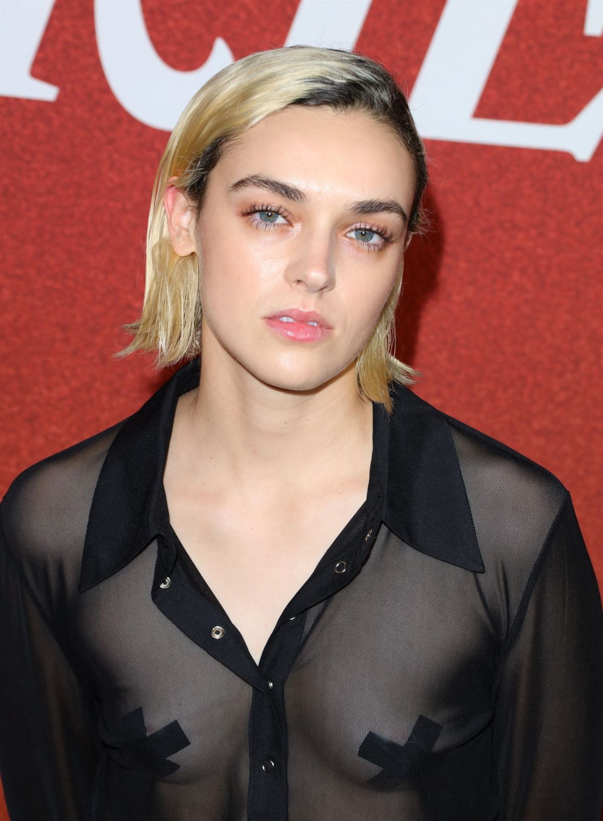 Ava Capri transparence au Variety Power of Young Hollywood