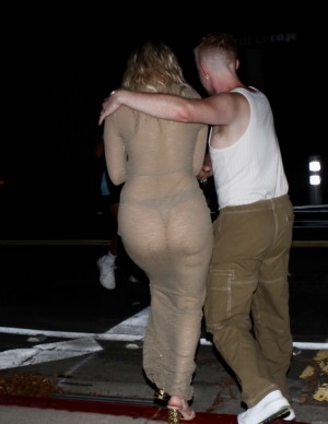 Ariana Madix robe transparente en soirée à West Hollywood