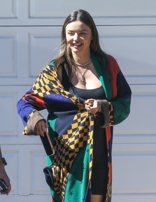 Miranda Kerr en balade à Santa Monica
