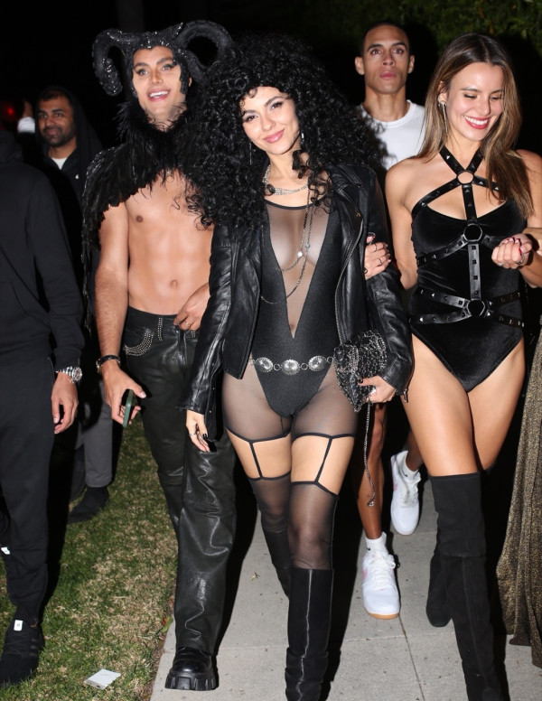 Victoria Justice à la soirée Halloween Casamigos à Los Angeles