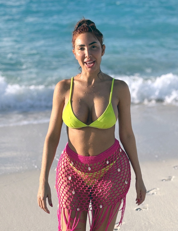 Farrah Abraham en bikini en vacances aux Îles Turks et Caïques