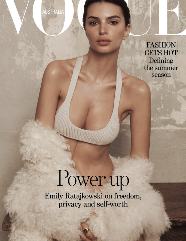Emily Ratajkowski sexy dans Vogue magazine ( Australie )