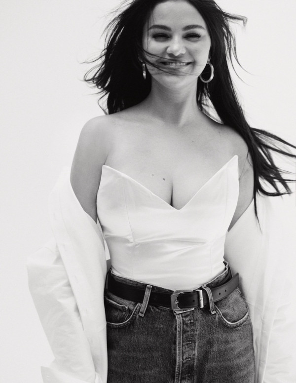 Shooting Selena Gomez pour WWD Magazine
