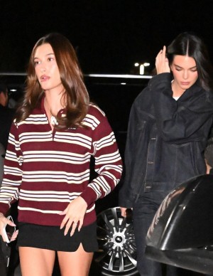 photos Hailey Bieber