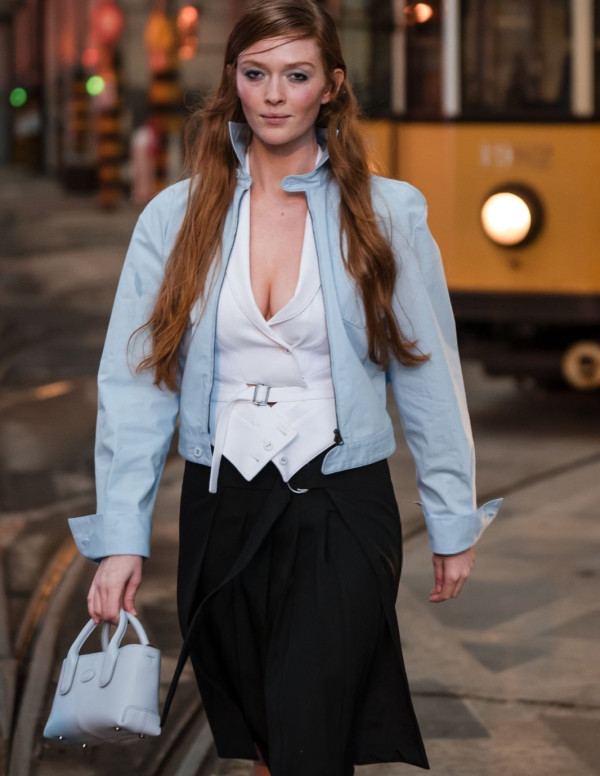 Larsen Thompson au défilé Tod à la Milan Fashion Week