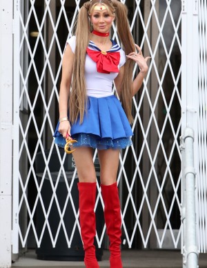 Olivia Attwood déguisée en Sailor Moon pour le Comic Con à Londres