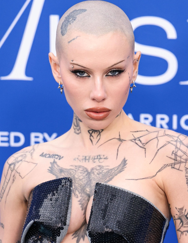 Siiickbrain aux Billboard Women in Music 2024 à Inglewood 