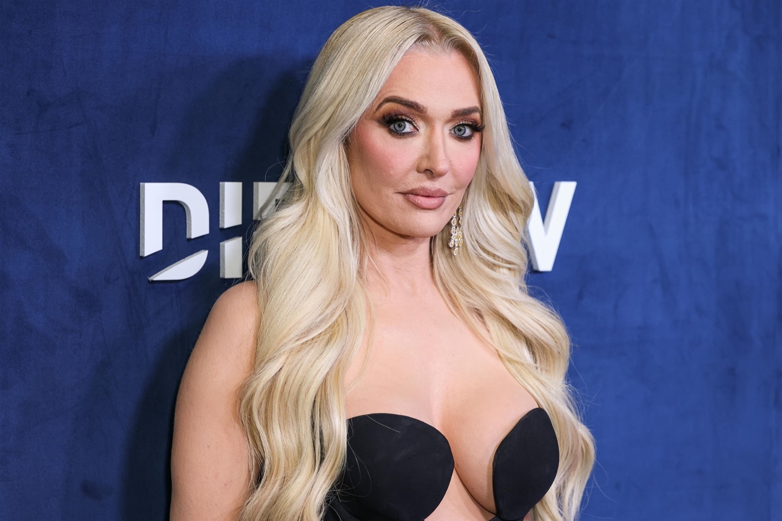 Erika Jayne décolleté aux Oscars à Beverly Hills