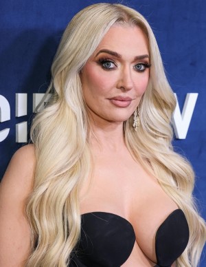 Erika Jayne décolleté aux Oscars à Beverly Hills