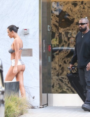 photos Bianca Censori