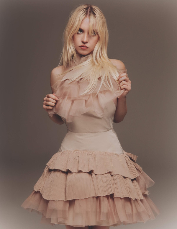 Shooting Sydney Sweeney pour NME magazine