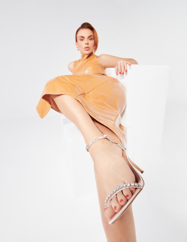 Shooting Tallia Storm pour la marque Steve Madden