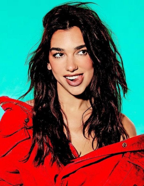 Dua Lipa en shooting pour l'émission Saturday Night Live