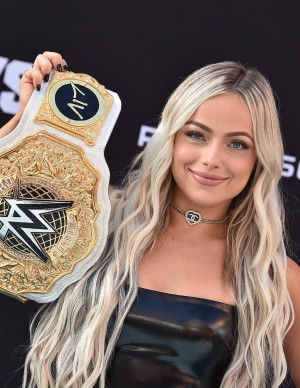 Liv Morgan à Los Angeles pour la première de Bad Boys Ride Or Die
