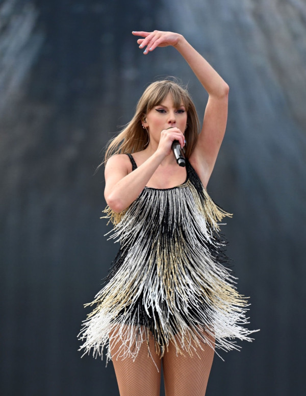 Taylor Swift en concert à Edinburgh ( The Eras Tour )