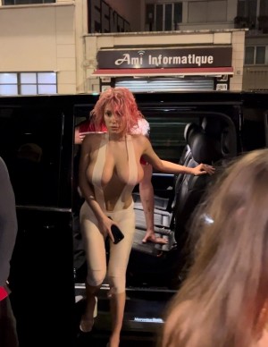 photos Bianca Censori