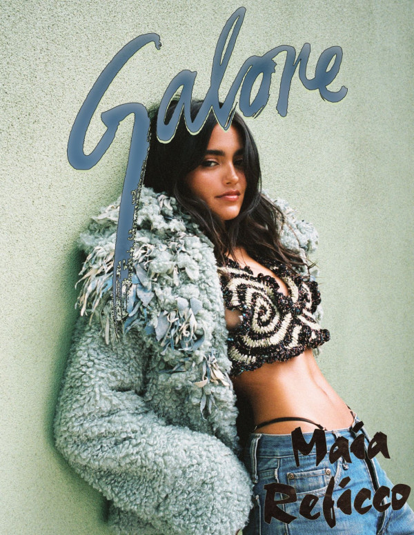 Maia Reficco dans Galore Magazine