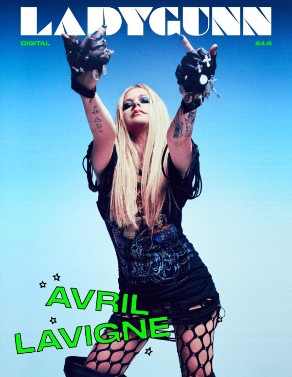 Avril Lavigne : La reine du punk revient en force !