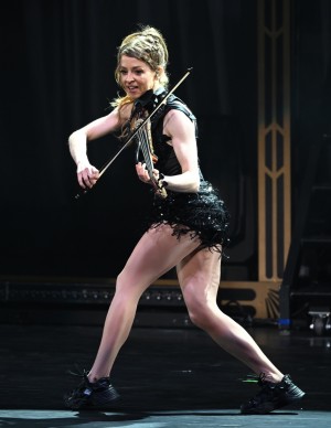 photos Lindsey Stirling