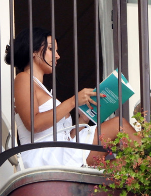 photos Ekin-Su Culculoglu