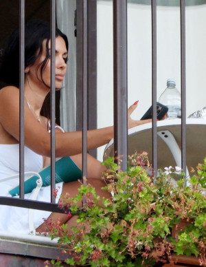 photos Ekin-Su Culculoglu