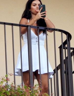 photos Ekin-Su Culculoglu