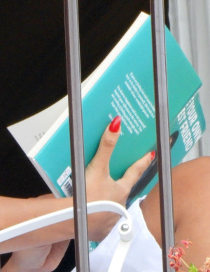 photos Ekin-Su Culculoglu