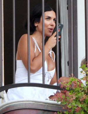 photos Ekin-Su Culculoglu