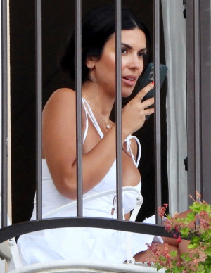 photos Ekin-Su Culculoglu