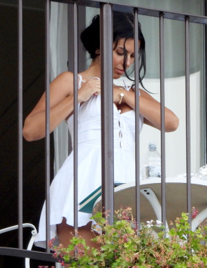 photos Ekin-Su Culculoglu