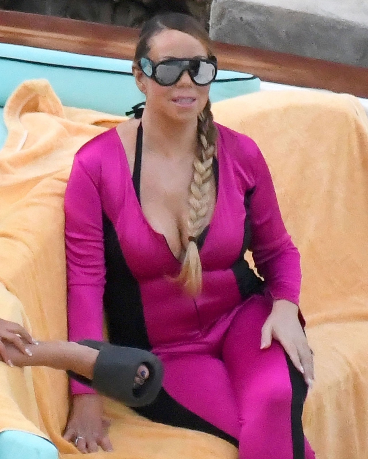 Mariah Carey en super-héroïne de la dolce vita sur la côte amalfitaine