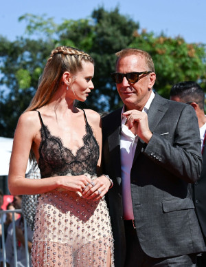 photos Abbey Lee Kershaw