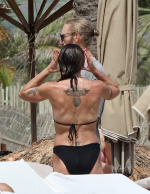 photos Melanie Chisholm