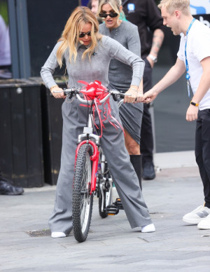 photos Amanda Holden