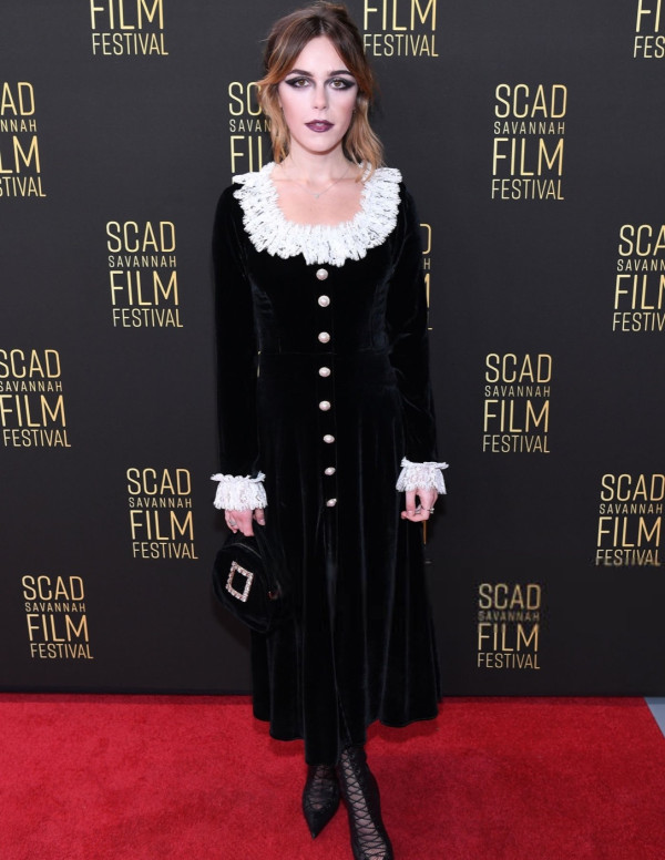 Kiernan Shipka enchante le 27e SCAD Savannah Film Festival