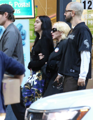 photos Lourdes Leon