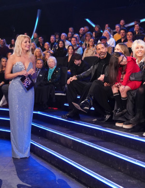 photos Holly Willoughby