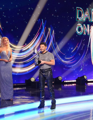 photos Holly Willoughby