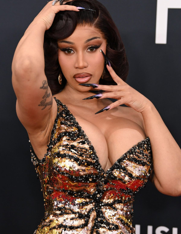 Cardi B: Un Tigre En Paillettes aux Grammy Awards
