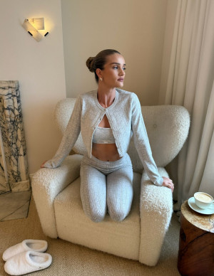 photos Rosie Huntington-Whiteley