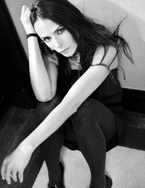 photos Jordana Brewster