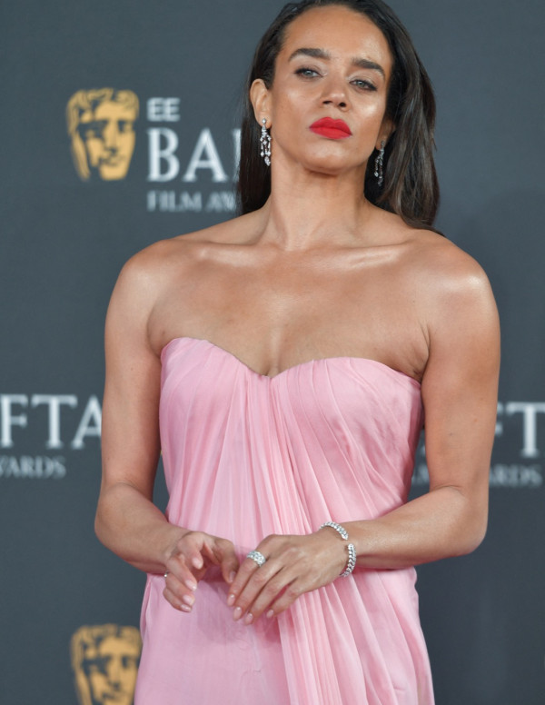 Hannah John-Kamen : Barbie Rose ou Reine des BAFTA ?