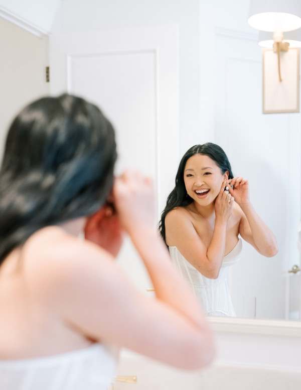 Lana Condor : Mariage Malibu, Glamour et Rires Éclatants