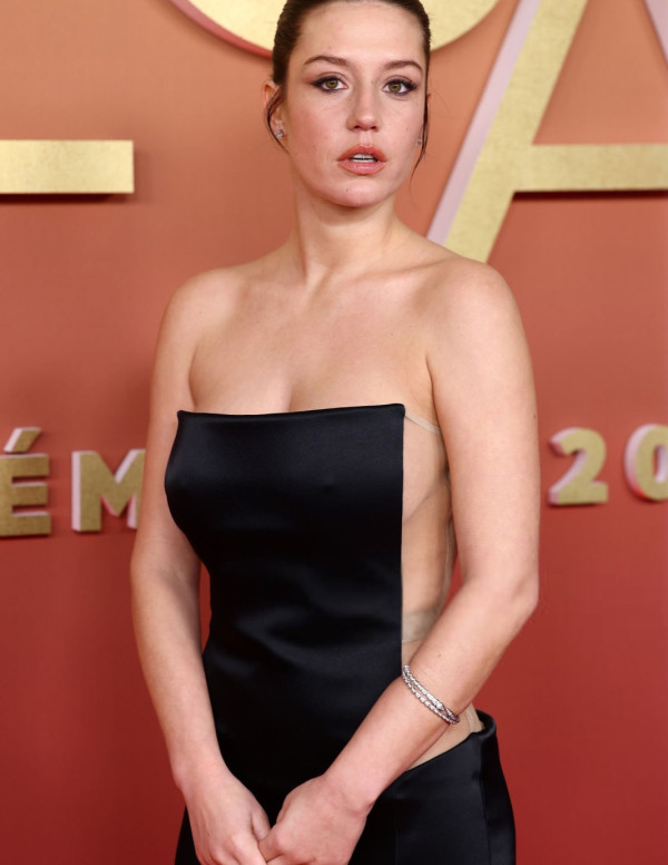 Adèle Exarchopoulos : Sirène Glamour ou Ninja des Césars ?